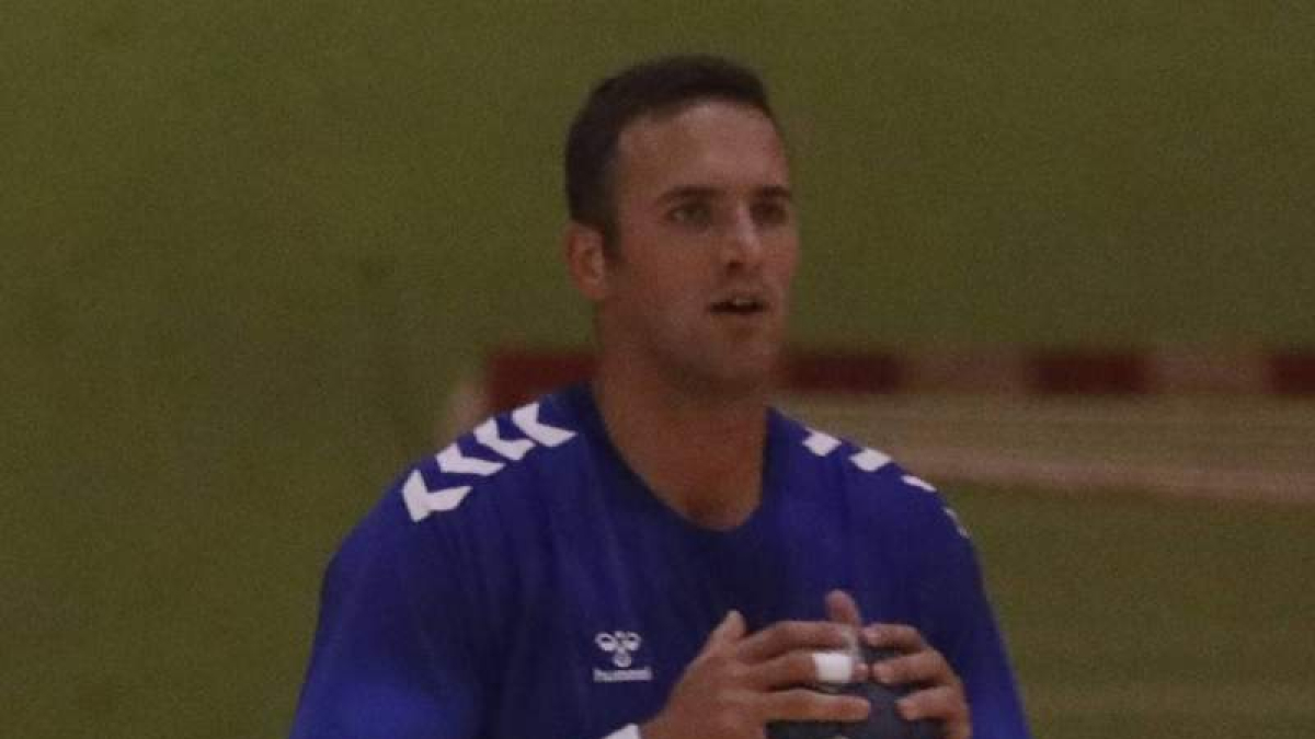 Drew Donlin ya entrena con Estados Unidos en León.  RAMIRO