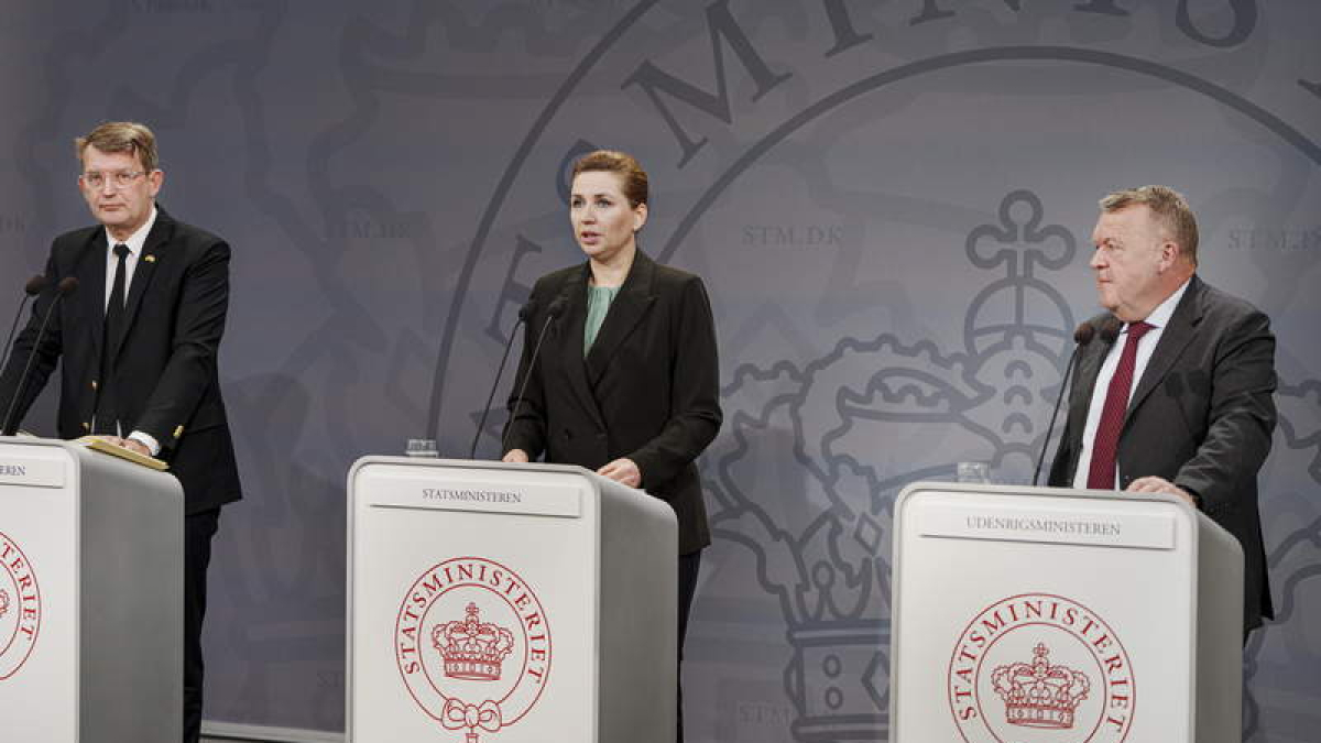 El ministerio de Defensa danés durante el anuncio de la mili obligatoria para hombres y mujeres. LISELOTTE SABROE
