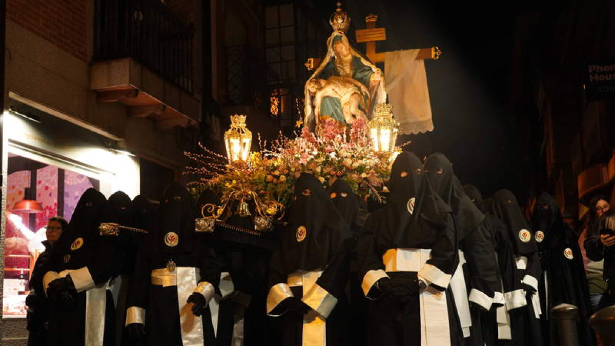 Procesión del Lunes Santo en Astorga. DL