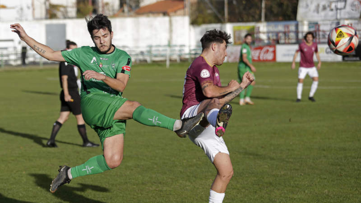 El Atlético Astorga sigue apostando por el play off. FERNANDO OTERO