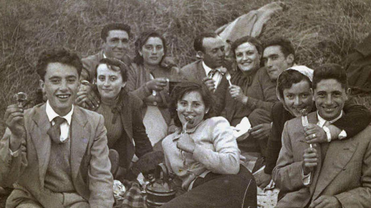 Domingo tortillero en Villalán en los años 60.