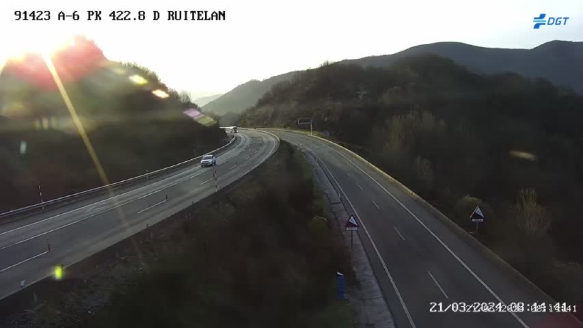 Imagen de la DGT esta mañana, a la altura de Ruitelán, con normalidad en el tráfico.