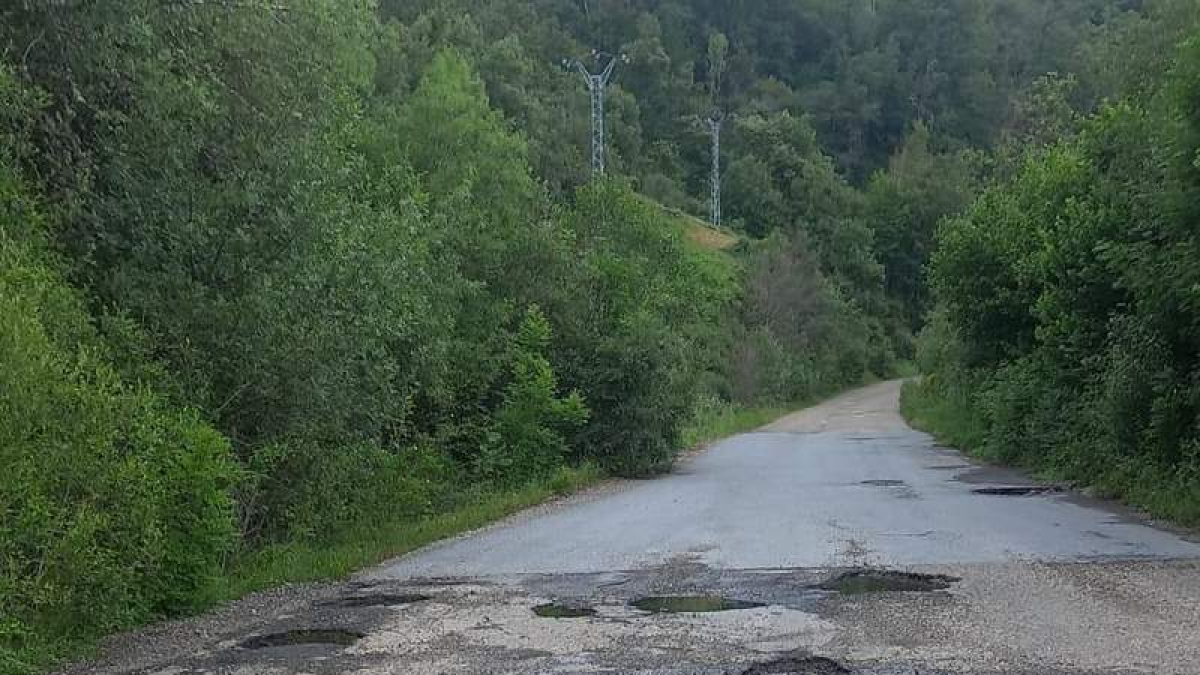 Asturias y León coordinan nuevas mejoras en la carretera de Valdeprado