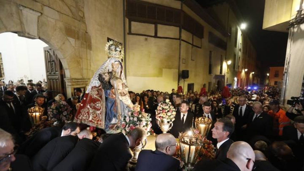 Procesión de La Dolorosa.