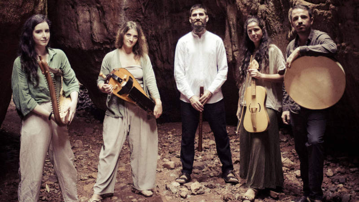 El quinteto Entrebescant lleva ‘Música en Al-Ándalus’ a la Iglesia Parroquial de Ambasaguas de Curueño este próximo 30 de marzo. DL