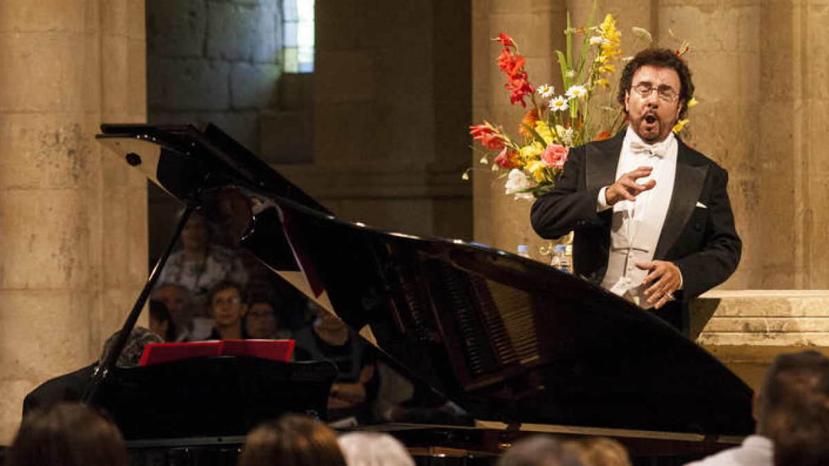 Ignacio Encinas participará en el concierto homenaje a Puccini en el Auditorio. FERNANDO OTERO