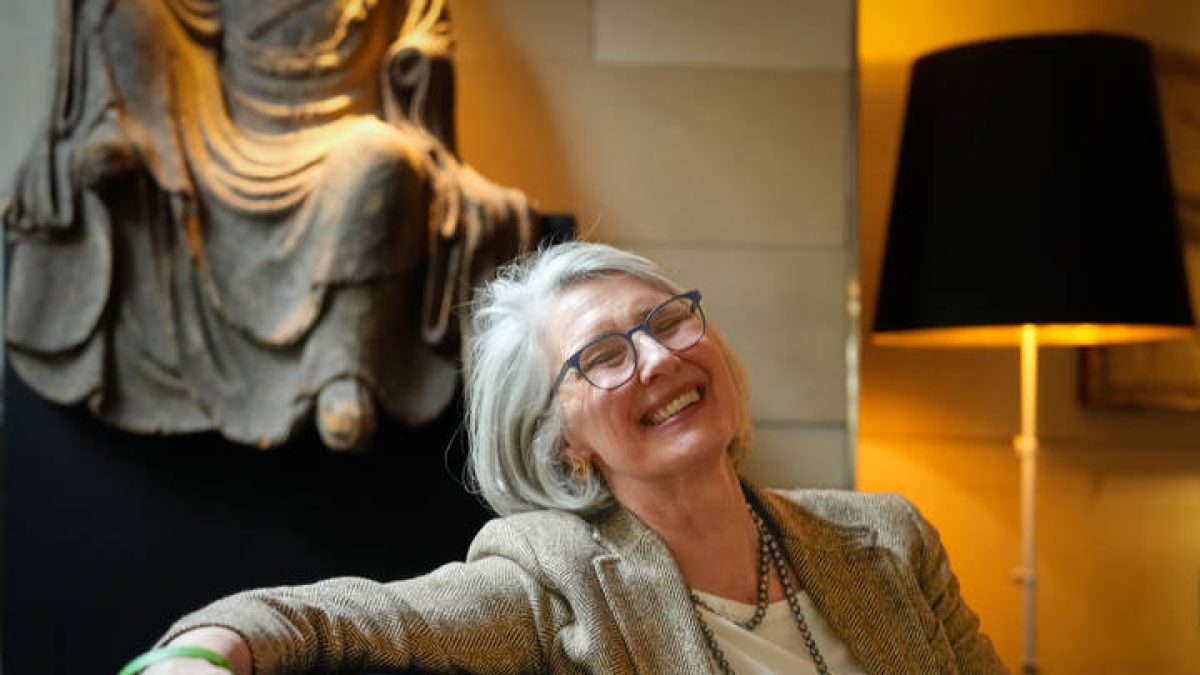 La escritora Louise Penny, dama del género negro norteamericano y que acaba de publicar en España 'El reino de los ciegos', de la serie del policía Armand Gamache, piensa que las personas, más que garantías de su integridad física, buscan 