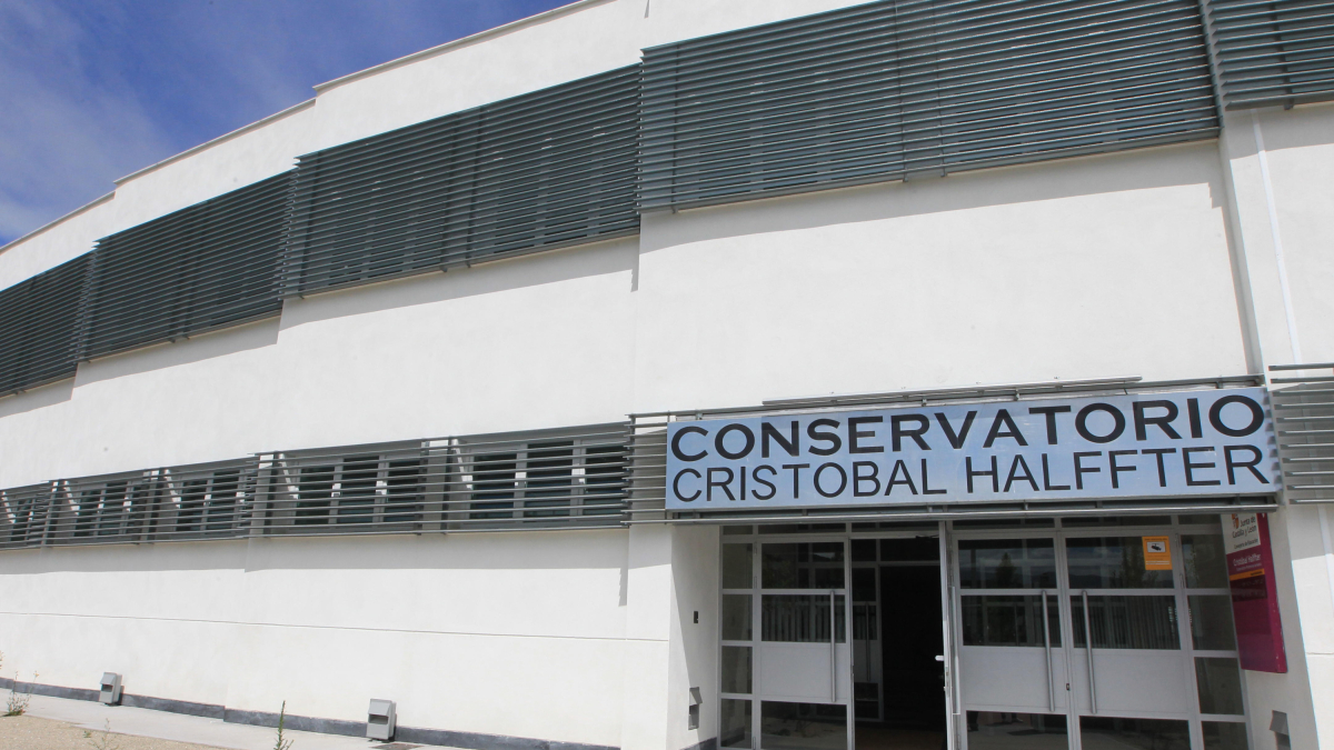 Imagen del exterior del Conservatorio de Ponferrada.