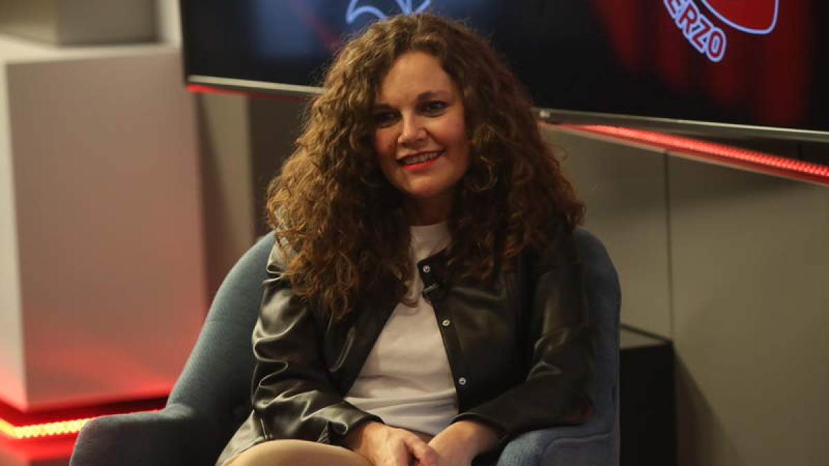 Silvia Cao, en una entrevista en La 8 Bierzo, en el programa La Tertulia