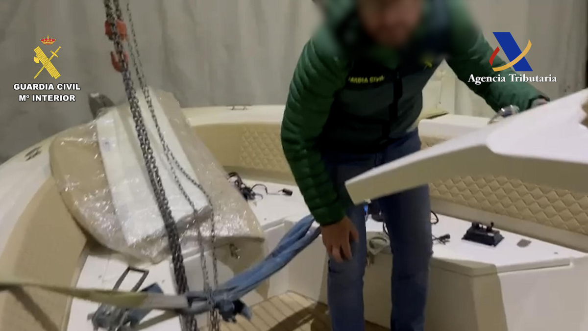 Una operación entre España y Portugal ha asestado un nuevo golpe a la logística del tráfico de drogas, al desmantelar una organización acusada de suministrar narcolanchas a grupos criminales del Estrecho. EFE/ Ministerio del Interior. SOLO USO EDITORIAL/SOLO DISPONIBLE PARA ILUSTRAR LA NOTICIA QUE ACOMPAÑA (CRÉDITO OBLIGATORIO)