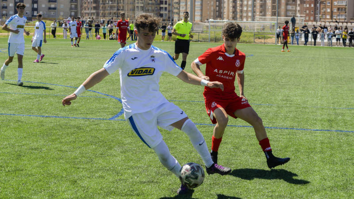 El cadete de la Peña Ángel Martínez Ochoa demostró que está para competir en Nacional Juvenil. MARÍA FUENTES