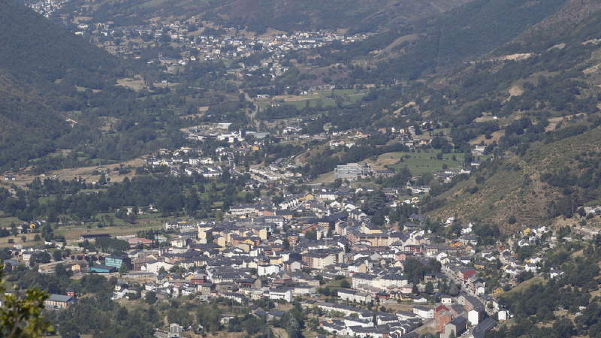 Vista de Villablino, la capital de Laciana.
