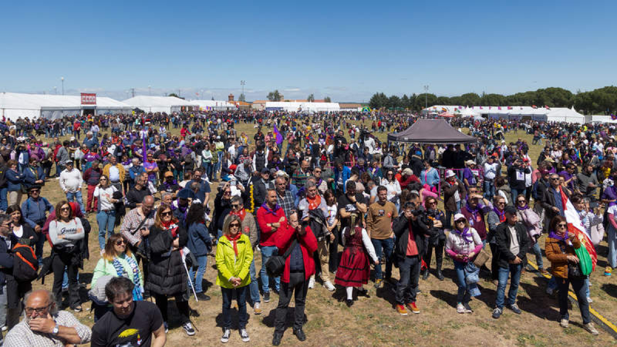 Alfonso Fernández Mañueco con Féix Calvo.  R. GARCÍA