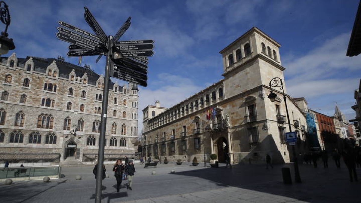 Palacio de los Guzmanes, sede de la Diputación de León.