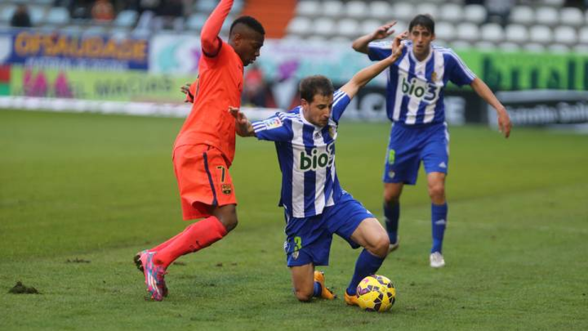 El último precedente entre Deportiva y Barcelona Atlètic terminó 4-4 en noviembre del 2014. L. DE LA MATA