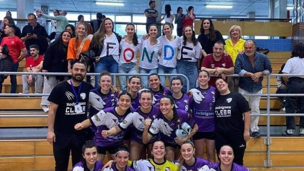 El Cleba empata con el líder y sigue de dulce en el final de temporada. CLEBA