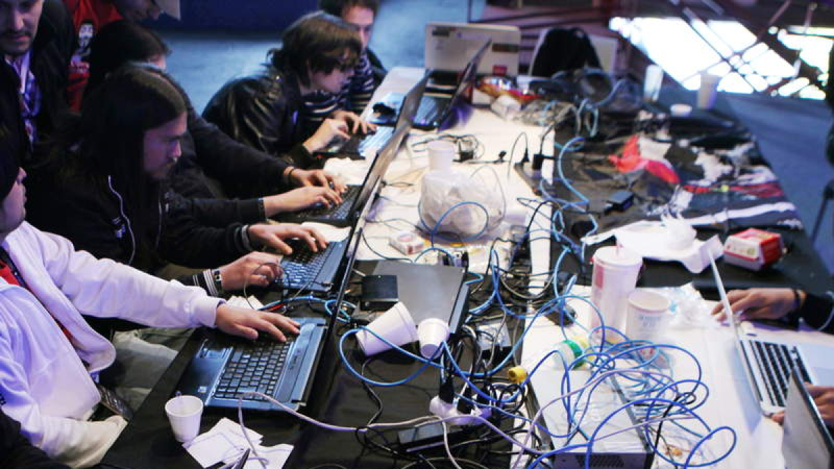 Operadores de sistemas informáticos. efe