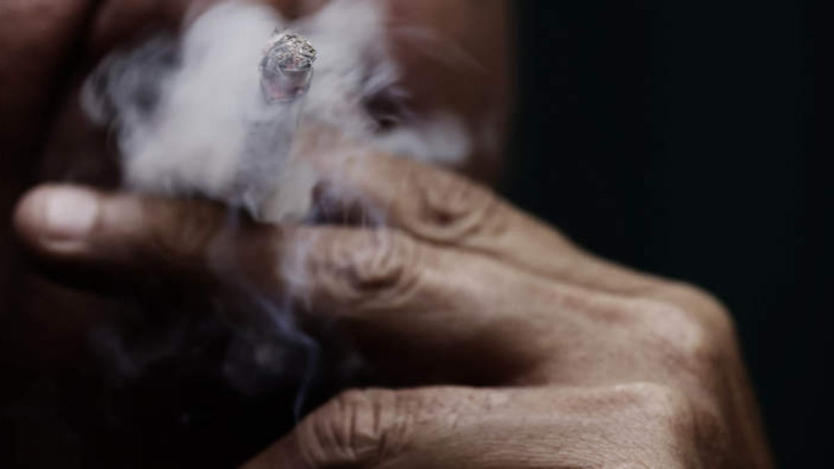 El plan nace para incentivar el abandono y evitar que los jóvenes empiecen a fumar. JEFFREY ARGUEDAS
