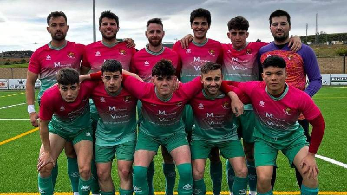 El Atlético Trobajo subió a Primera Provincial de Aficionados. DL