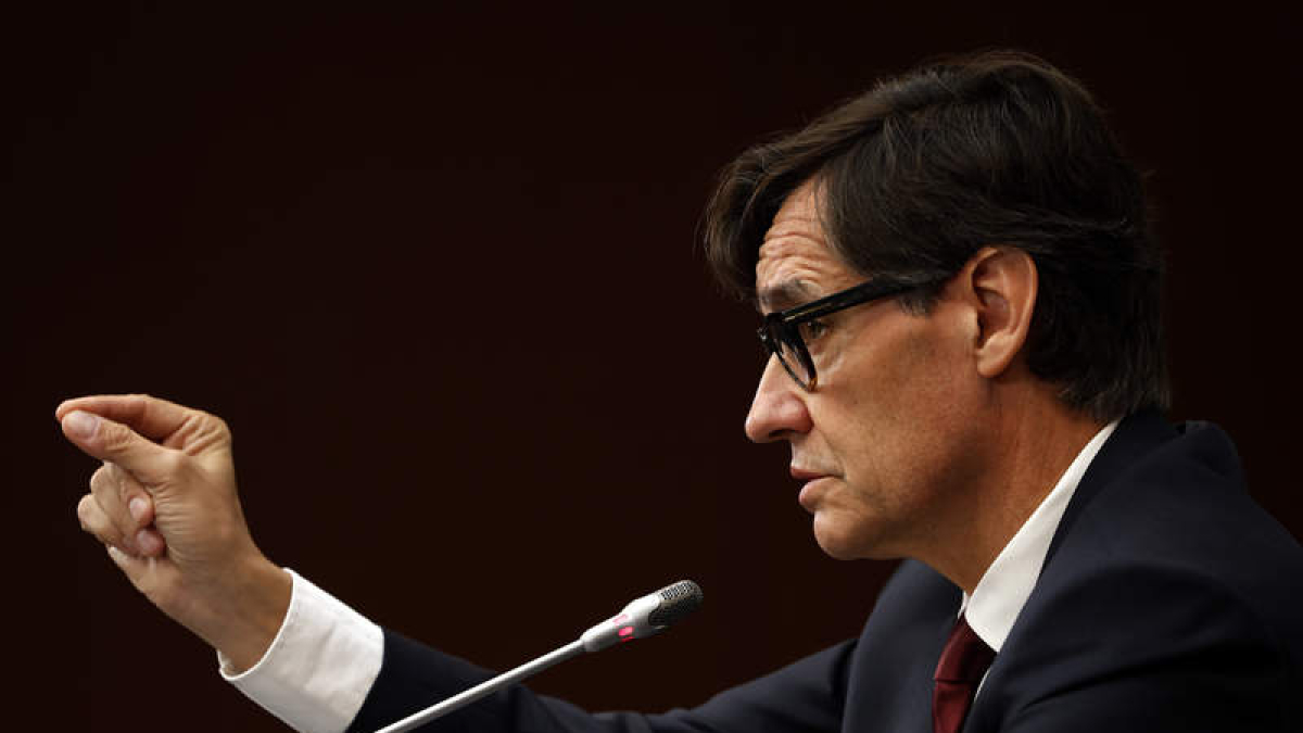 Salvador Illa en un acto ayer.  ALBERTO ESTÉVEZ