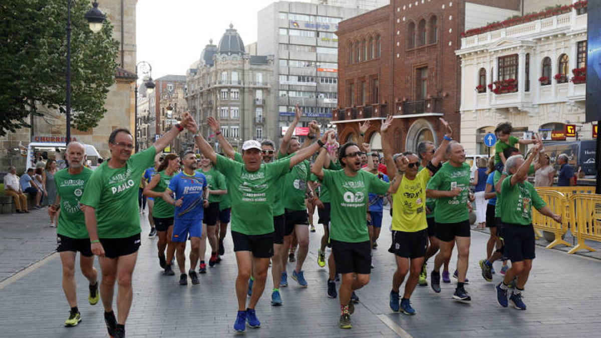 Llega la expedición a Santiago contra el cáncer el año pasado.