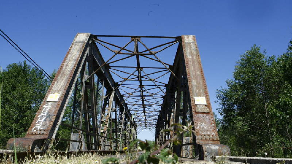 Ferrocarril de la Ruta de la Plata. RAMIRO