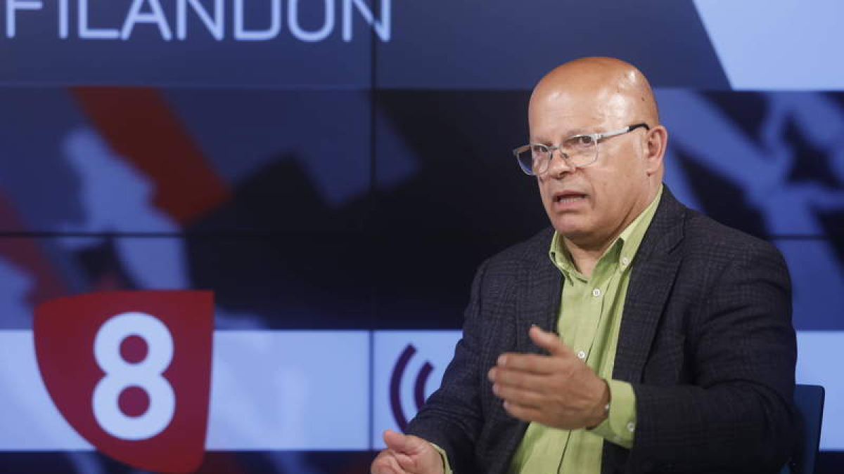 Faustino Sánchez, en la tertulia. RAMIRO