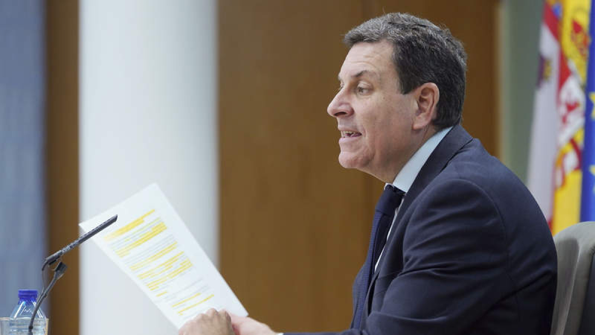 El consejero portavoz, Carlos Fernández Carriedo. NACHO GALLEGO