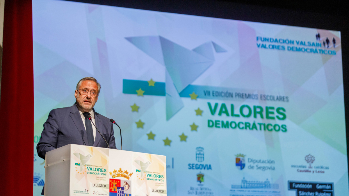 Pollán durante su intervención en la entrega de los Premios Valores Democráticos.