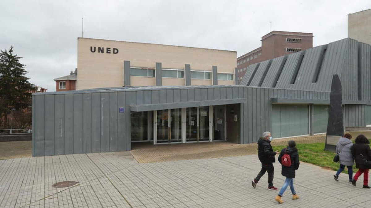Instalaciones de la Uned en Ponferrada.