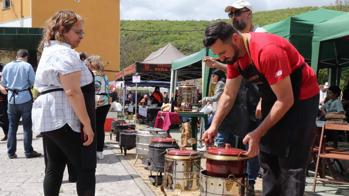 Más ollas ferroviarias que en anteriores ediciones de citaron en el concurso. CAMPOS