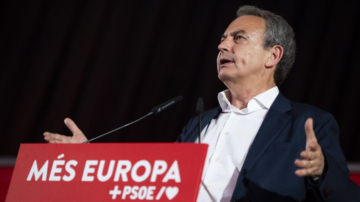 El expresidente del Gobierno José Luis Rodríguez Zapatero en un acto de la campaña electoral del PSOE para los comicios europeos del 9 de junio.