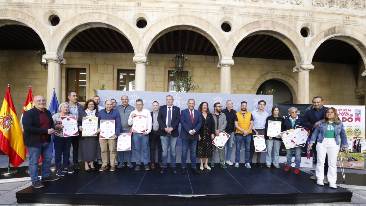 La Diputación premia a los mejores vinos en la tercera edición de estos galardones