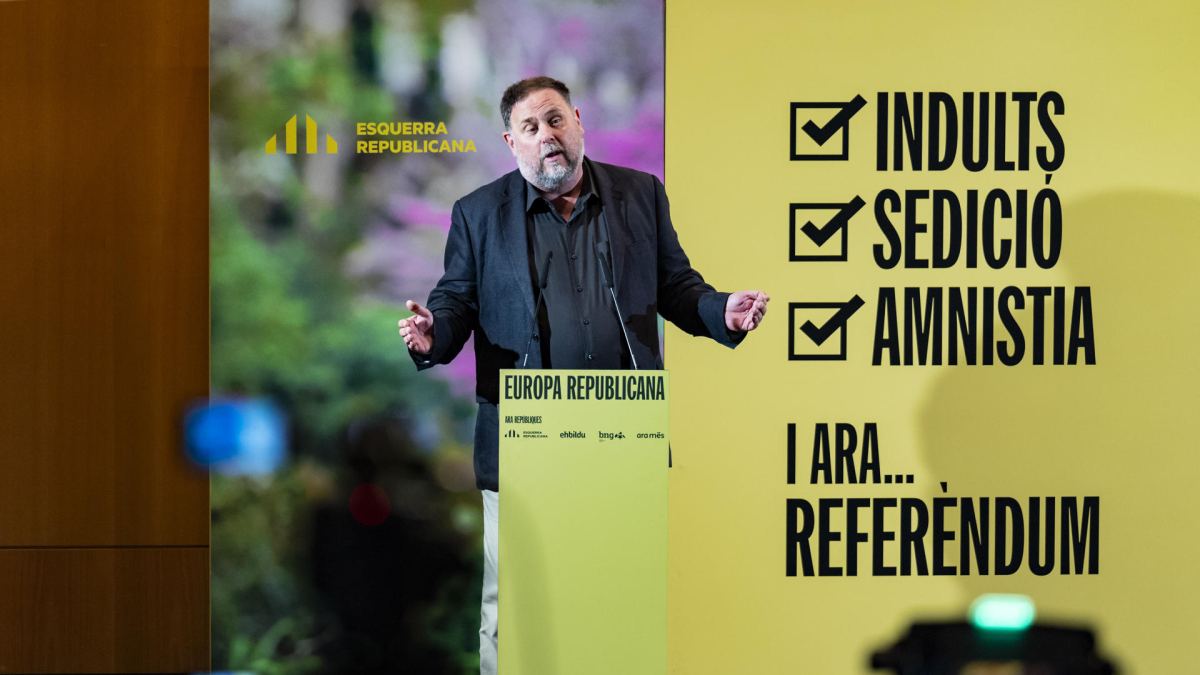El presidente de ERC Oriol Junqueras participa en el acto central de ERC para las elecciones Europeas celebrado este sábado en Vic.