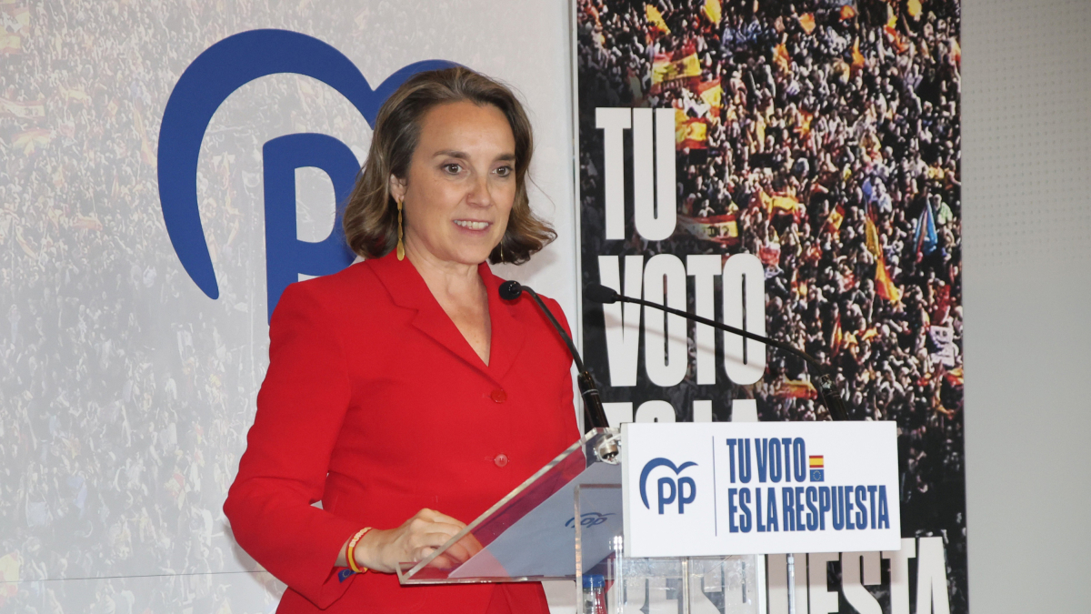 La secretaria general del PP, Cuca Navarra.