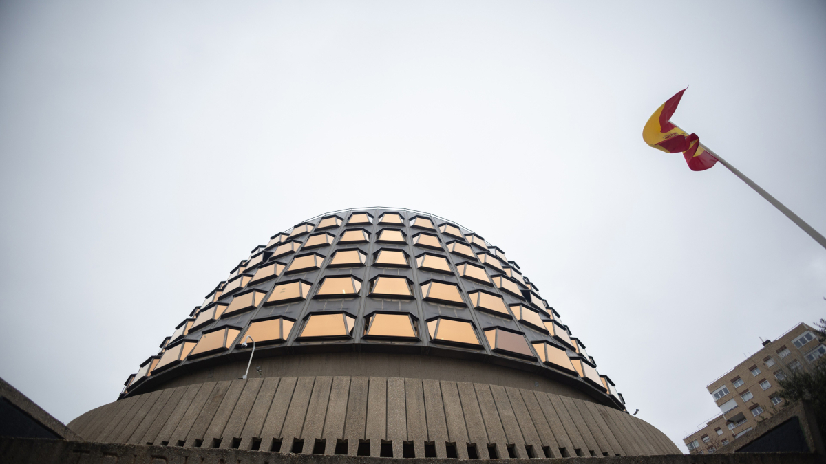 Archivo - Fachada del Tribunal Constitucional.