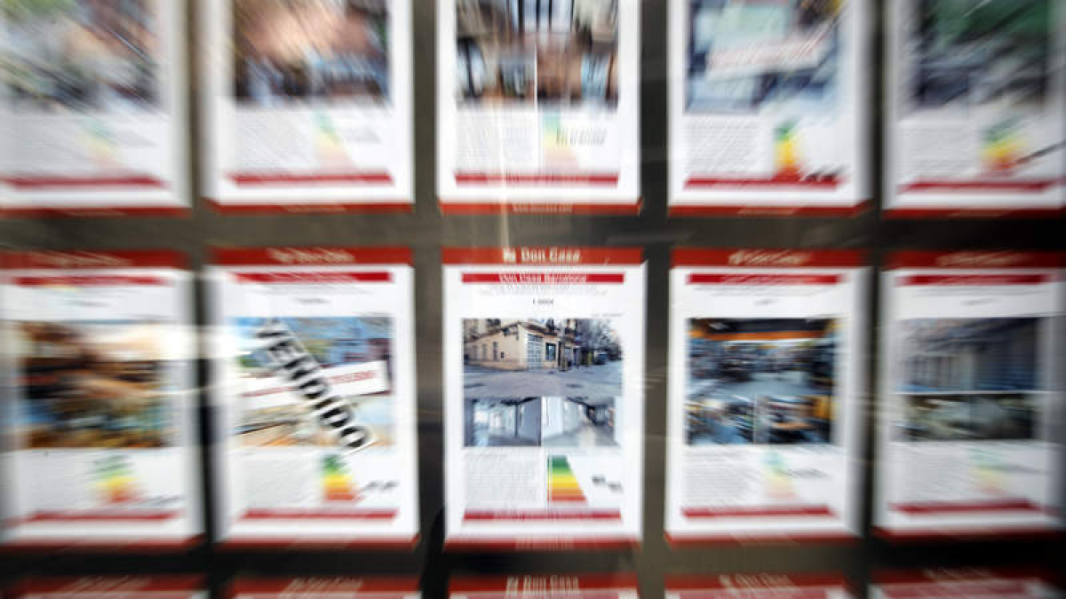 La actual crisis de la vivienda coloca en riesgo de exclusión a muchas familias vulnerables.  MARTA PÉREZ