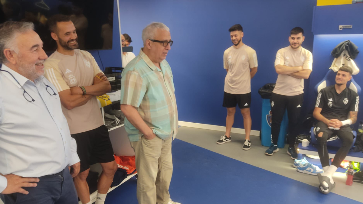 Leo Harlem ha recorrido El Toralín y ha transmitido su mensaje de ánimo al equipo de cara al partido de vuelta del play off.