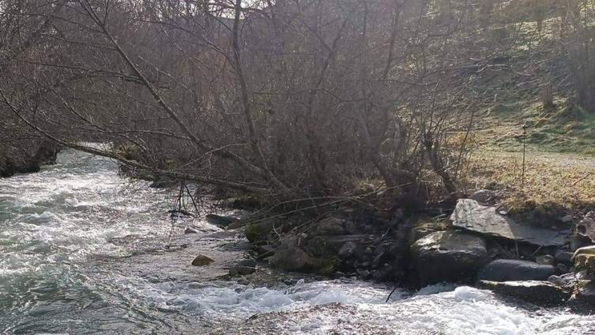 Un cauce de agua. archivo