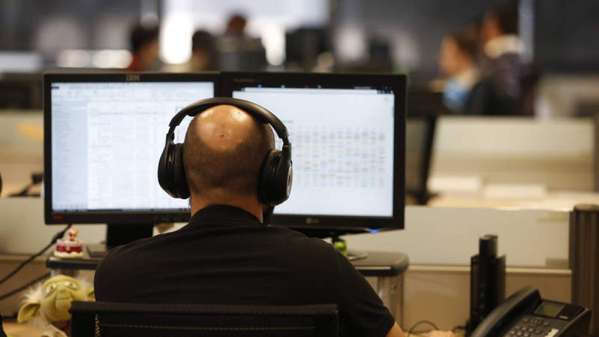 Imagen de un experto del Incibe. JESÚS F. SALVADORES