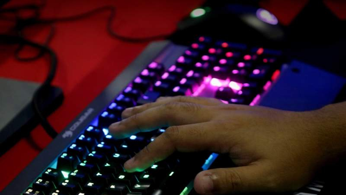 Ordenadores modificados.  efe