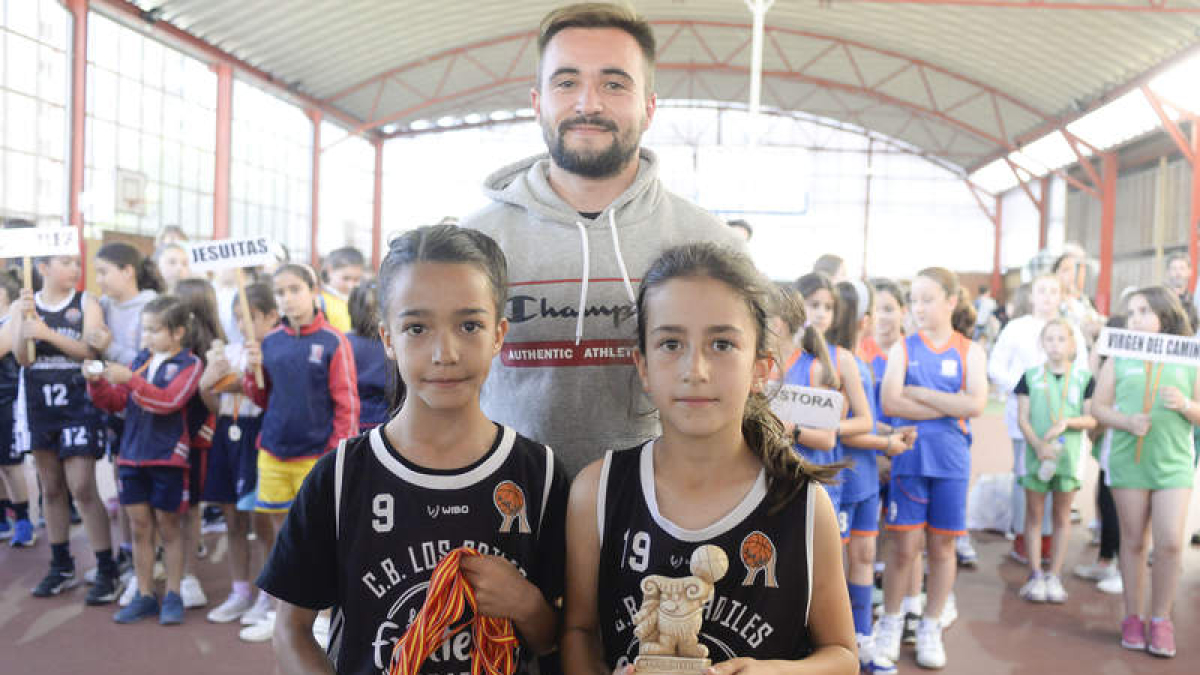 Los Adiles A, campeón.  MARÍA FUENTES