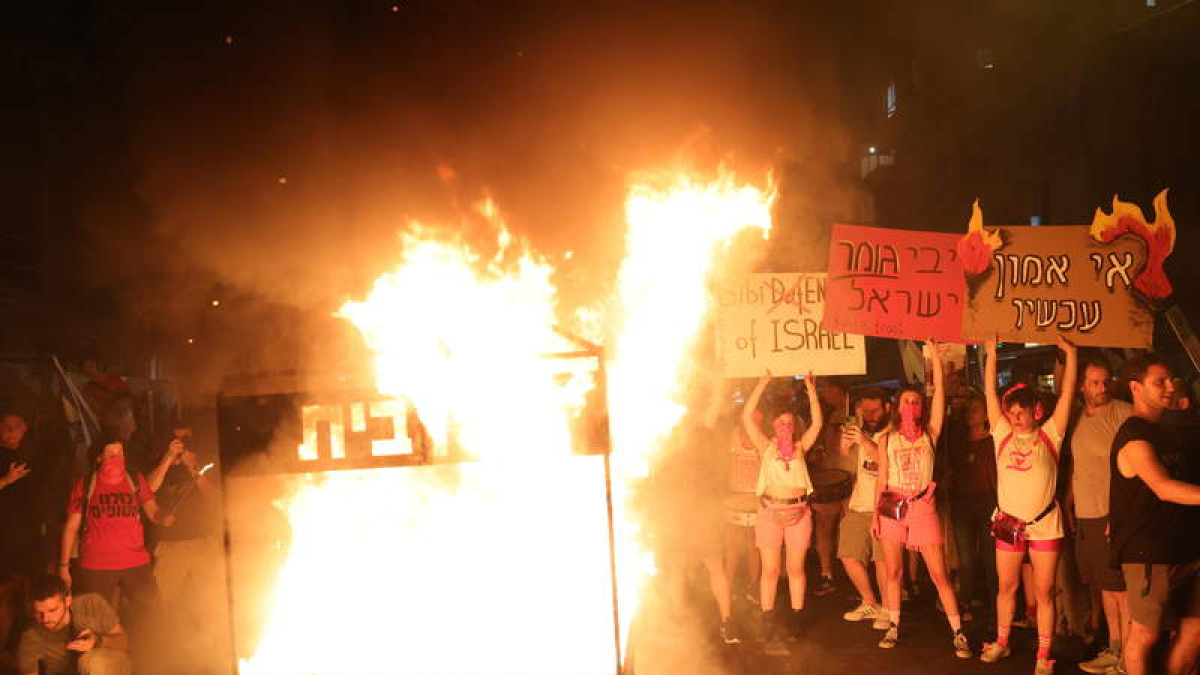 Protestas contra el gobierno de Netanyahu en Tel Aviv.  ABIR SULTAN