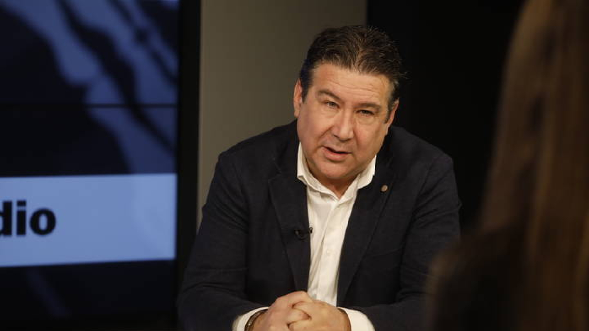 Luis Mariano Santos.