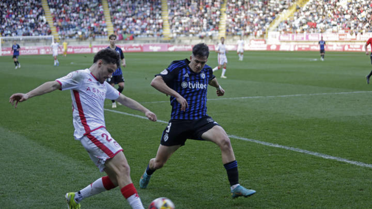 Imagen de archivo de un partido entre la Cultural y la Ponferradina
