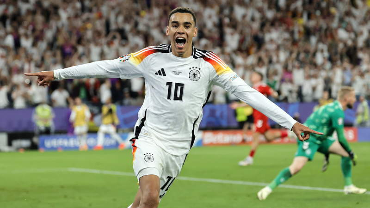 Musiala celebra su gol. El que sellaba el triunfo de Alemania en octavos frente a Dinamarca. WITTEK
