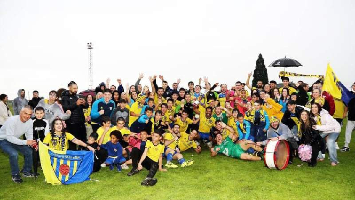 El Atlético Mansillés se ha convertido en un sentimiento para Mansilla de las Mulas tras una temporada en la que se cumplió el sueño más dorado de su historia. TOÑO