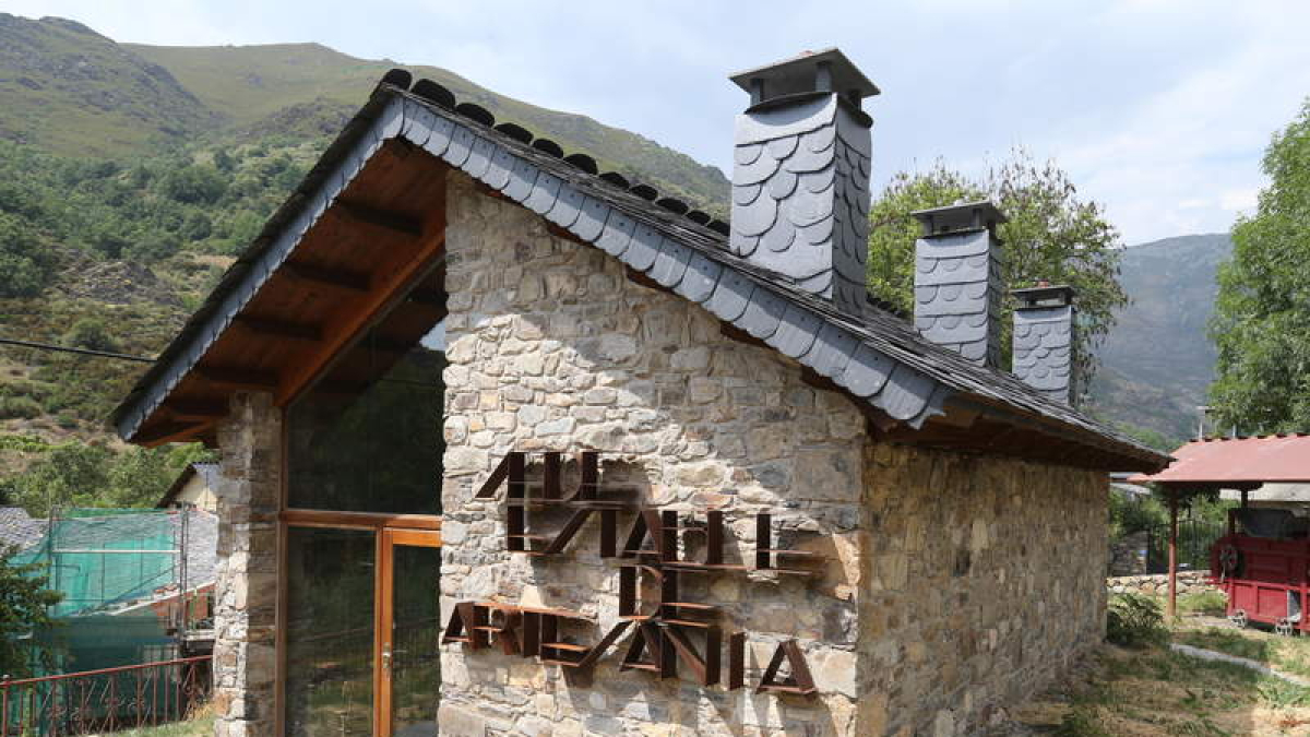 Sede Estable de Artesanía de Colinas del Campo de Martín Moro.