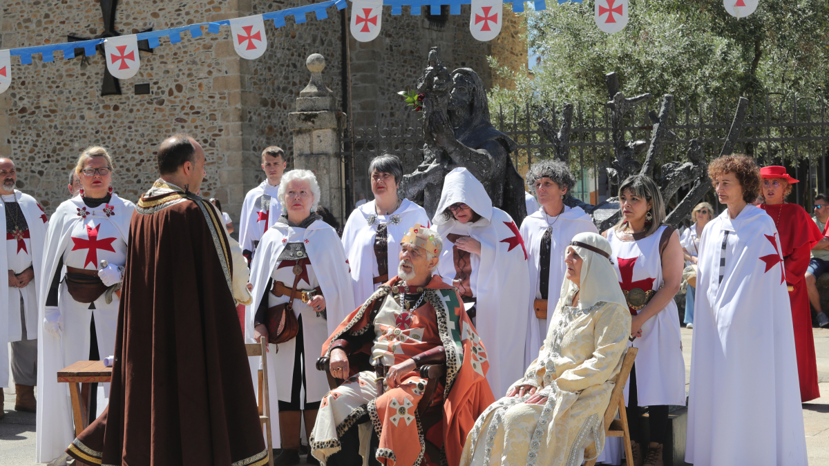 Juicio templario en la plaza de la Encina de Ponferrada.