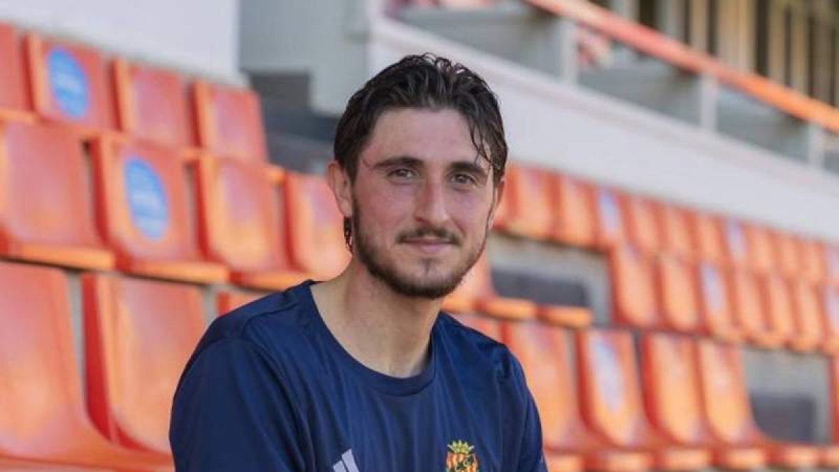 Álex Mula es el noveno fichaje anunciado por la Deportiva para esta temporada. DL